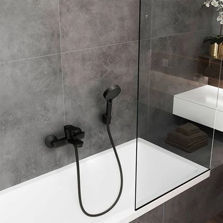 Hansgrohe Vernis Blend Exposed Single Lever Bath Shower Mixer - Matt Black - 71440670 4 Hansgrohe Vernis Blend Exposed Single Lever Bath Shower Mixer - Matt Black - 71440670 - Image 2