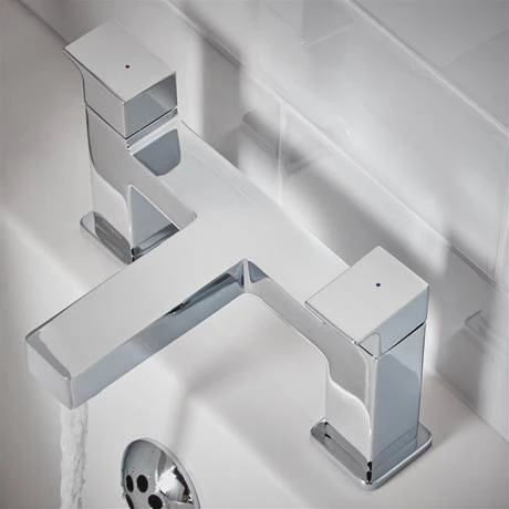 Hansgrohe Vernis Shape Bath Filler - Chrome - 71452000 5 Hansgrohe Vernis Shape Bath Filler - Chrome - 71452000 - Image 3