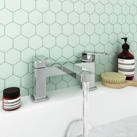 Toreno Modern Chrome Bath Filler Tap - CPT7135 4 Toreno Modern Chrome Bath Filler Tap - CPT7135 - Image 2