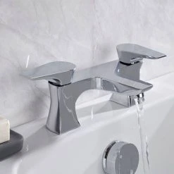 Bristan - Hourglass Contemporary Bath Filler - Chrome - HOU-BF-C -LuxTaps Store HOU BF C.ai2 460