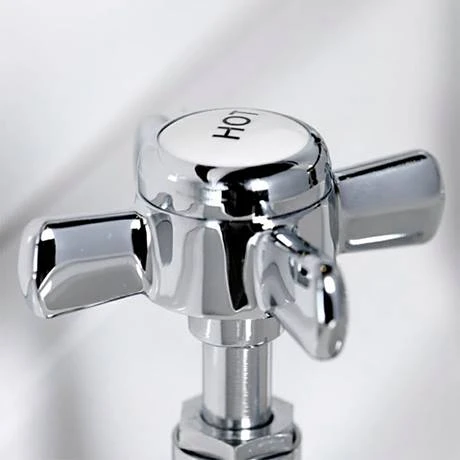 Regent Chrome Traditional Bath Taps 5 Regent Chrome Traditional Bath Taps - Image 3