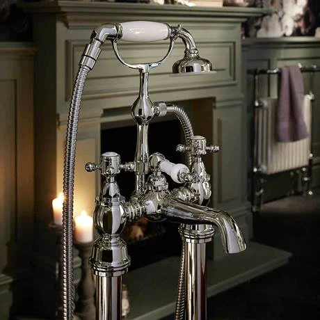Heritage - Hartlebury Bath Shower Mixer - Chrome - THRC02 4 Heritage - Hartlebury Bath Shower Mixer - Chrome - THRC02 - Image 2