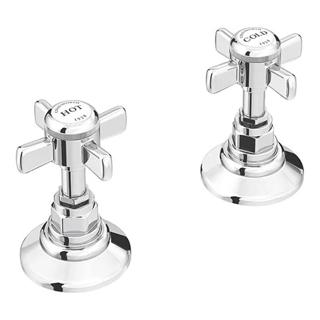 Chatsworth Traditional 3/4" Deck Bath Side Valves (Pair) 3 Chatsworth Traditional 3/4" Deck Bath Side Valves (Pair)